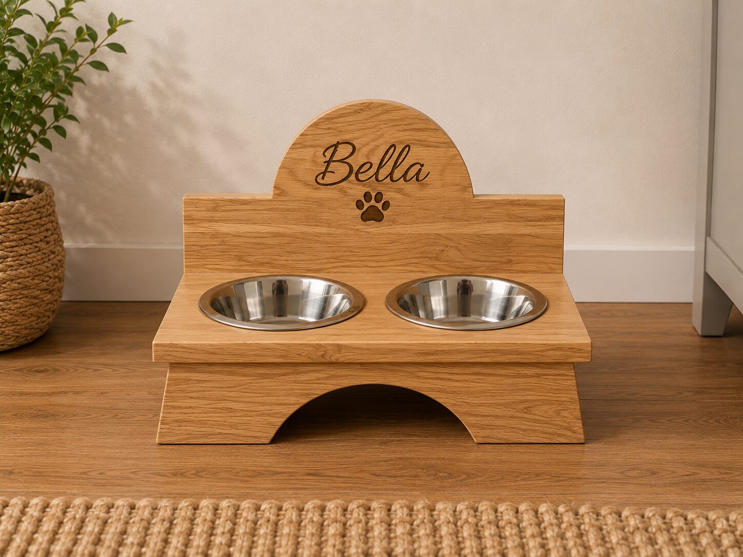 Doppel Napfständer Eiche, Hundebar Eiche, Napfständer Hund Holz, Futternapfständer Eiche, Hunde Napfstation Holz, Hundebar personalisiert, Napfständer mit Gravur, Hundebar Landhausstil, Futternapfhalter Hund, Hundenapfständer Holz, Eiche Massivholz Hundebar, Hundebar mit Namen, personalisierte Hundebar, Napfständer aus Holz, Futternapfstation Hund, Hundenapfhalter Eiche, Hundezubehör Holz, Hunde Futterstation, Hundebar massivholz, Napfständer zwei Näpfe, Hundebar graviert, Eiche Hundemöbel, Napfhalter Hund Holz, Hundebar mit Rückwand, Hundenapf Möbel, hochwertige Hundebar, Futternapfständer personalisiert, Landhausstil Hundebar, Hundestation Holz, Hundebar handgemacht, Hundezubehör personalisiert, Napfständer massivholz, Futterbar Hund, Wassernapfhalter Hund, Hundenapfständer graviert, Hundebar Geschenk, Geschenk Hundebesitzer, Hundebar mit Namen Holz, rustikale Hundebar, Futternapfhalter Eiche, Hundebar Niedersachsen, Tiermöbel Holz, Hundemöbel Eiche, Napfständer Hund groß, Hunde Zubehör Eiche, Napfstation mit Gravur, Futternapf Möbel Hund, Hundebar Unikat, Eichenholz Hundebar, Premium Hundebar