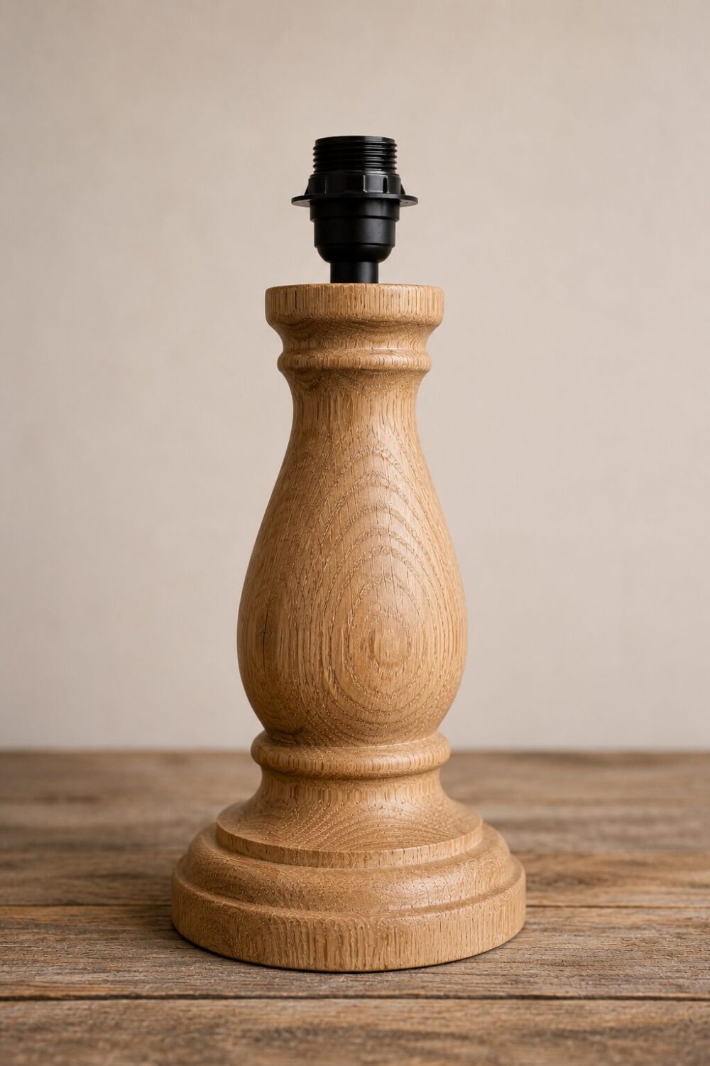 Lampensockel Eiche, gedrechselter Lampenfuß, Tischlampe Holz, Lampenfuß Landhausstil, Holzlampe Eiche, Lampensockel Massivholz, Tischlampen Fuß Holz, Landhaus Tischlampe, Eiche Tischlampe, Holz Lampensockel, handgedrechselte Lampe, rustikale Tischlampe, Lampenfuß gedrechselt, Holzlampe Landhaus, Wohnaccessoire Holz, Handmade Lampe Holz, Lampenständer Holz, Tischleuchte Eiche, Lampenfuß Vintage, Landhauslampe Holz, Eichenholz Lampe, Interior Lampe Holz, skandinavische Tischlampe, rustikale Lampe, Lampensockel handmade, Designer Lampenfuß, Massivholz Lampe, Holzdeko Wohnzimmer, Tischlampe Naturholz, klassische Tischlampe, Lampenfuß modern rustikal, Lampensockel rund Holz, Holzlampe Wohnzimmer, Wohnraumbeleuchtung Holz, Holzleuchte Eiche, Lampe aus Eichenholz, Lampenbasis Holz, dekorative Tischlampe, Handmade Wohnaccessoire, Tischlampe rustikal, gedrechseltes Holz, natürliche Tischlampe, Vintage Lampensockel, Cottage Style Lampe, Farmhouse Tischlampe, Interior Design Holz, stilvolle Tischlampe, Lampenfuß massiv, Holzlampe modern, Tischleuchte Landhaus